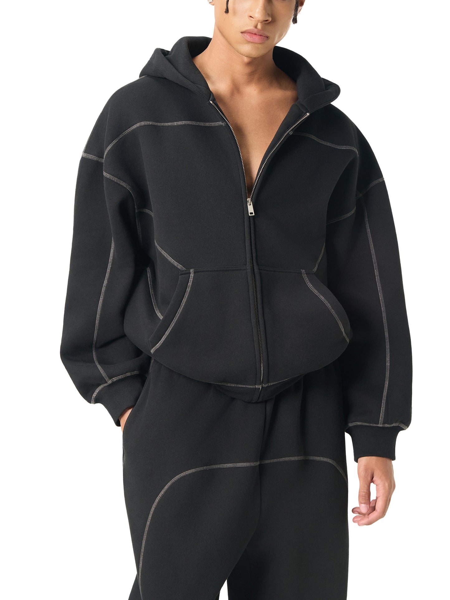Outlined-stitch hoodie