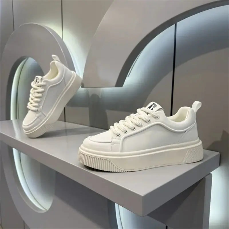2025 Spring Men’s Casual Sneakers