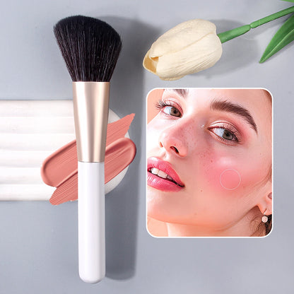 High-Quality Angled Makeup Brush – Blush, Powder & Contouring